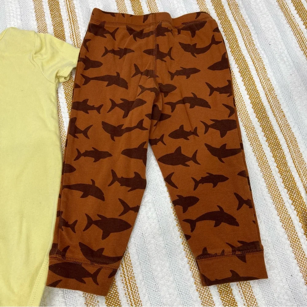 Baby‎ Boy Carter's Shark Outfit Set Size 24M - Picture 7 of 11
